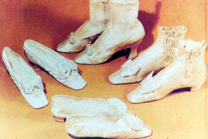Обувь середины XIX в.