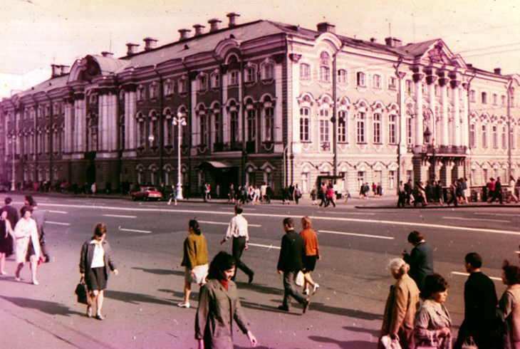 6. Ленинград. Строгановский дворец. 1752-1754 гг.
