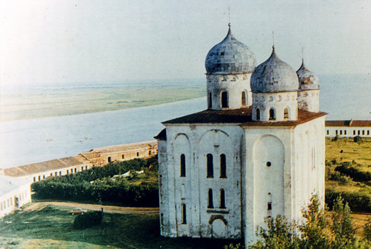 10. Георгиевский собор в Новгороде. 1119 г.