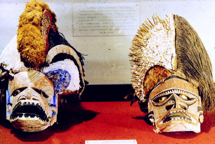 6.  Музей истории религии и атеизма. Африканские культовые маски.