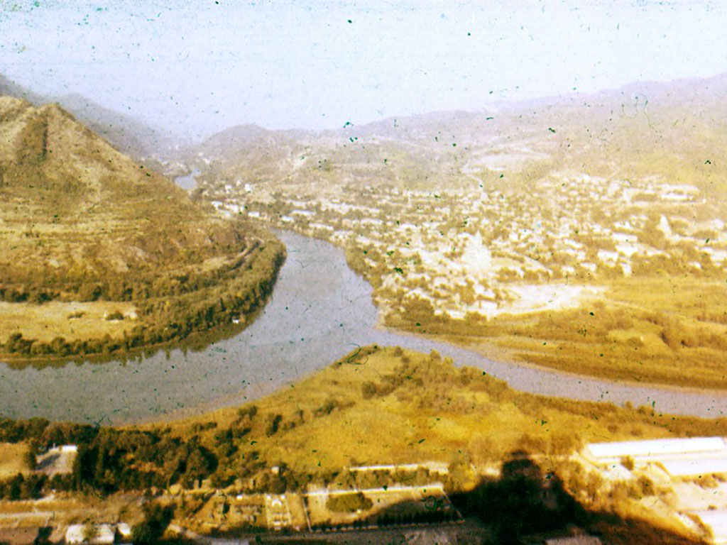 Слияние рек Арагвы и Куры.