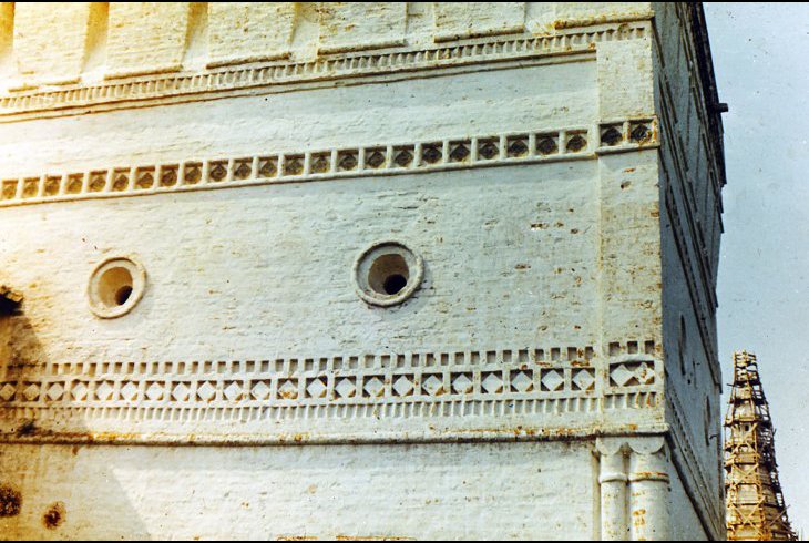Фрагмент Гермоновой башни. Парапет галереи Успенского собора. (1688-1692)