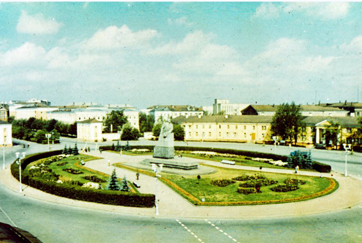 5. Площадь Ленина