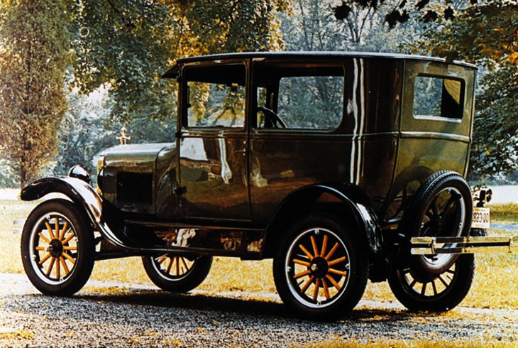 5. «Форд-Тудор-Седан». США. 1926 г.