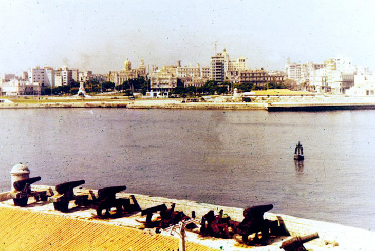 16. Гавана. Панорама города из крепости Эль Морро.