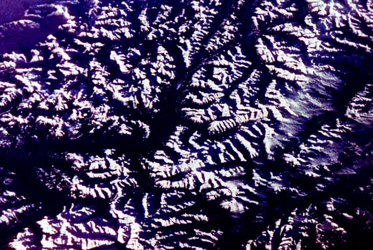 9.	Западная Европа, Альпы. Вид с орбитальной станции.