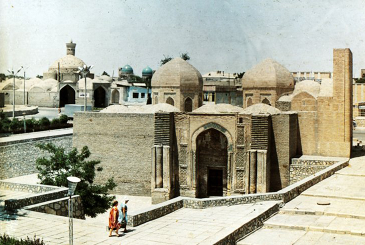 Мечеть Магоки-Аттари. XII в.