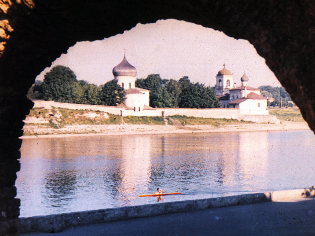 Вид на Мирожский монастырь. XII в.