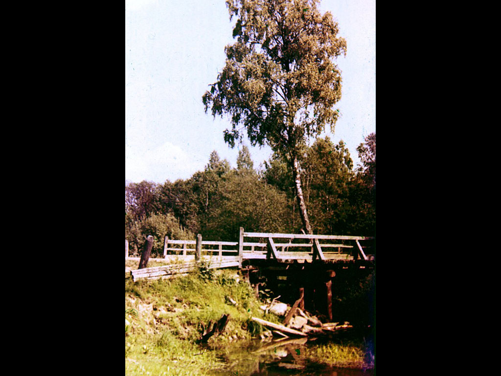 Мост через Волгу в верховьях реки.