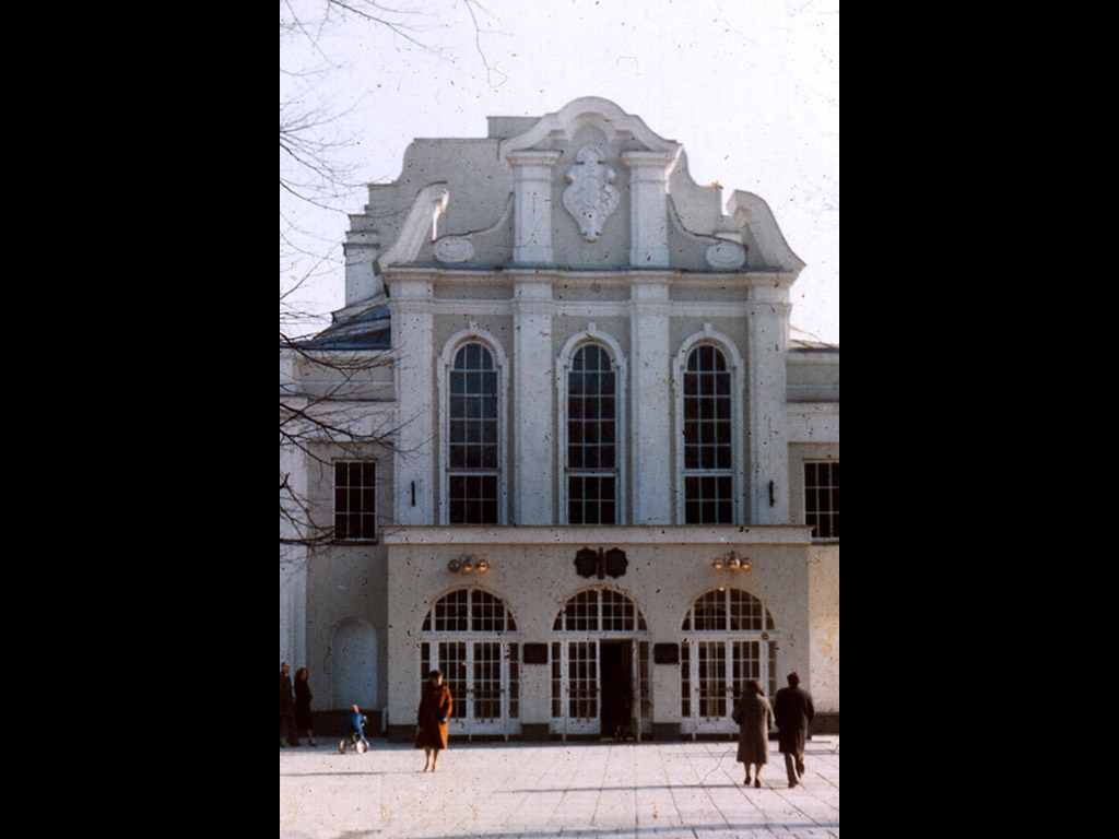 Здание музыкального театра, где 21 июля 1940 г. Народный Сейм провозгласил Литву Советской Социалистической республикой.