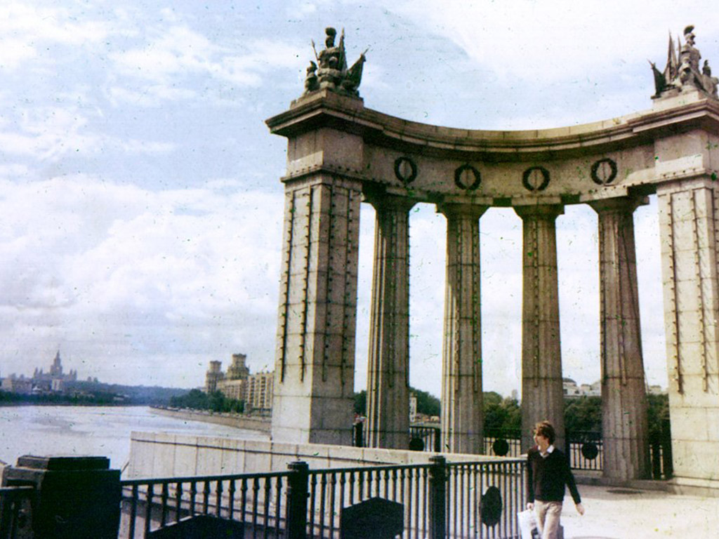 Бородинский мост – первый архитектурно-мемориальный мост города
