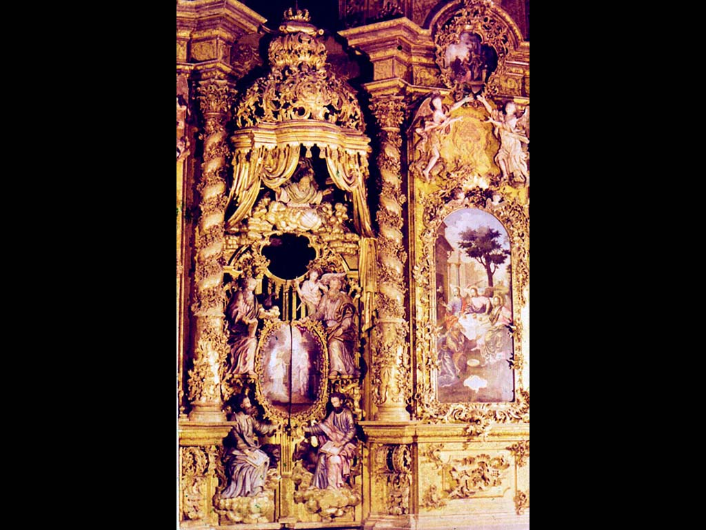 Царские врата. Икона Троица. Фрагмент местного ряда иконостаса.