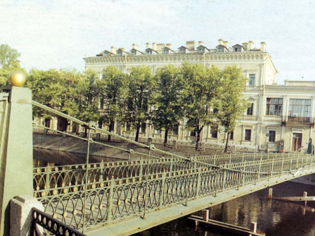 Почтамтский мост.