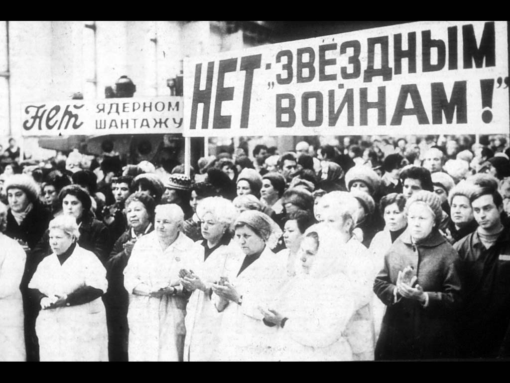 Митинг на московском заводе «Калибр».