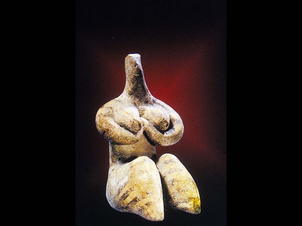 Женская статуэтка в стиле Халаф. Раскрашенная терракота. Вторая половина V тыс. до н. э.  Северная Сирия.