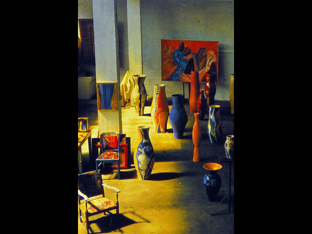 Д. Дольц. 12ваз. Керамика. Бронза. Нидерланды. 1990.